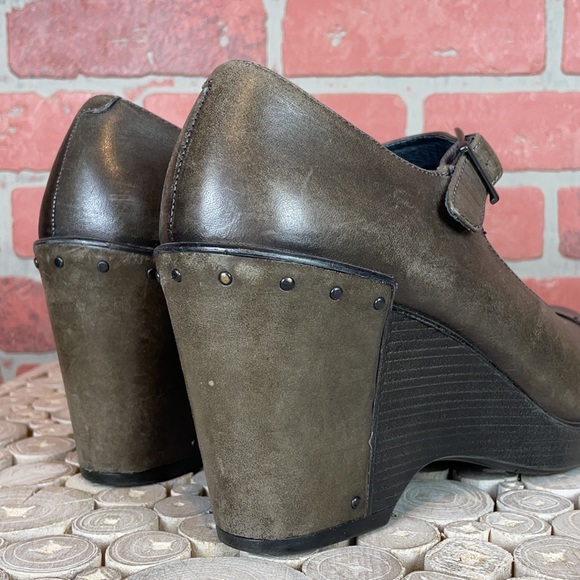 Dansko Fanny Studded Gray and Brown Taupe Maryjane Wedge 9.5 - Picture 10 of 16